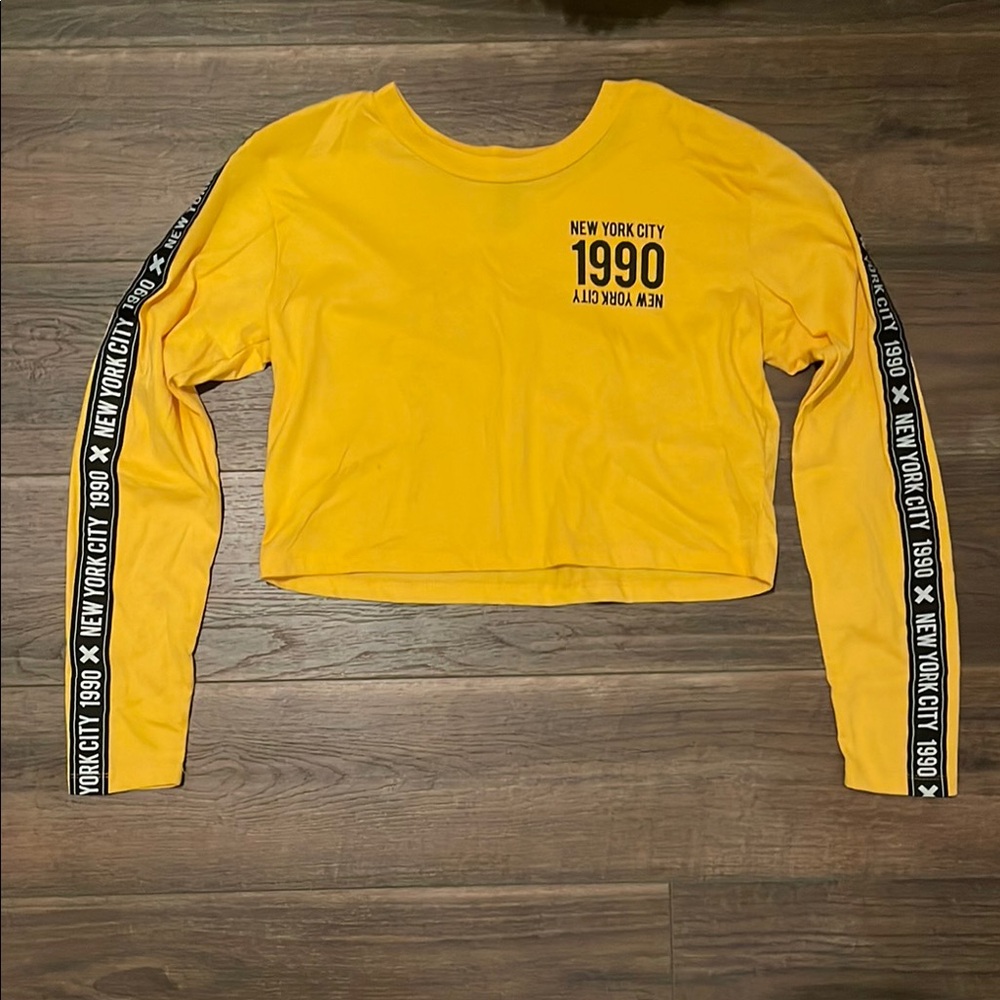 Forever 21 Yellow Black Cropped Long Sleeve